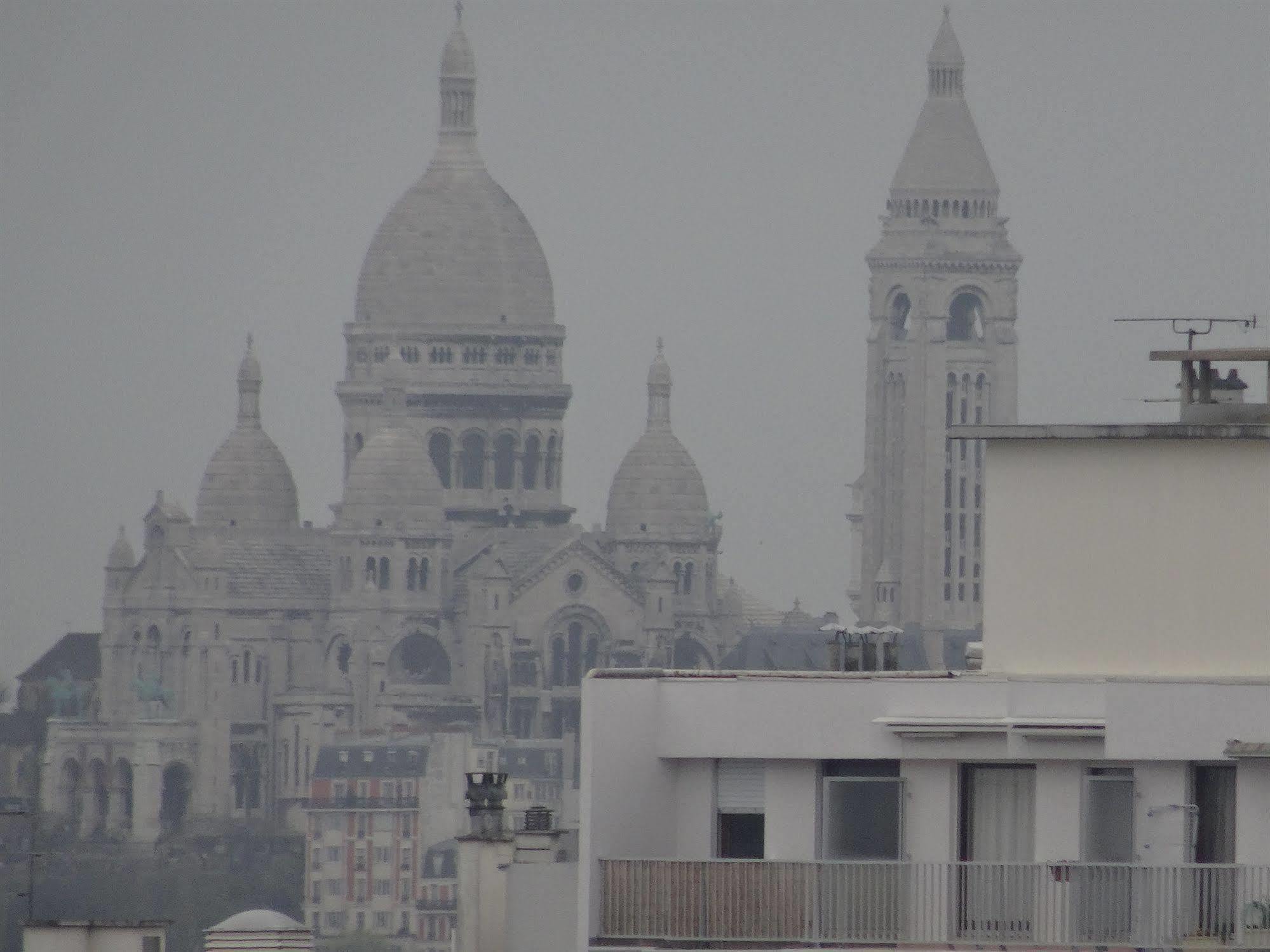 ホテル エルミタージュ パリ エクステリア 写真 The Basilica of the Sacré-Cœur, Paris